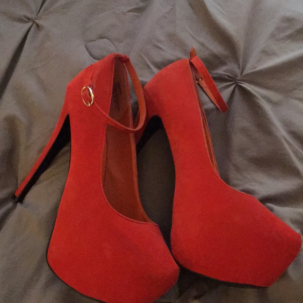 Platform pumps